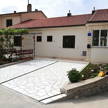 Apartment And Rooms Markovic Senj  Exteriér fotografie
