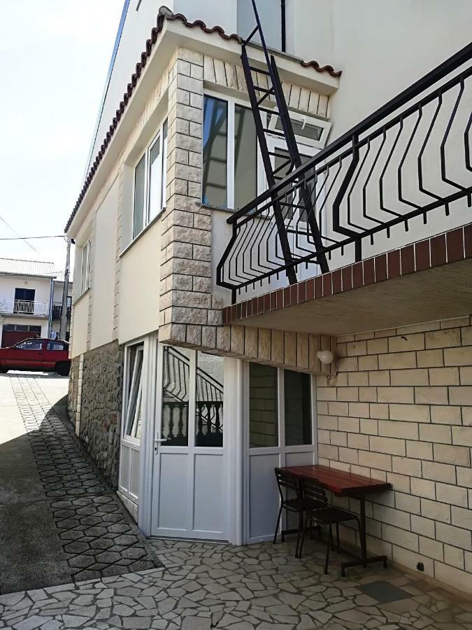 Apartment And Rooms Markovic Senj  Exteriér fotografie